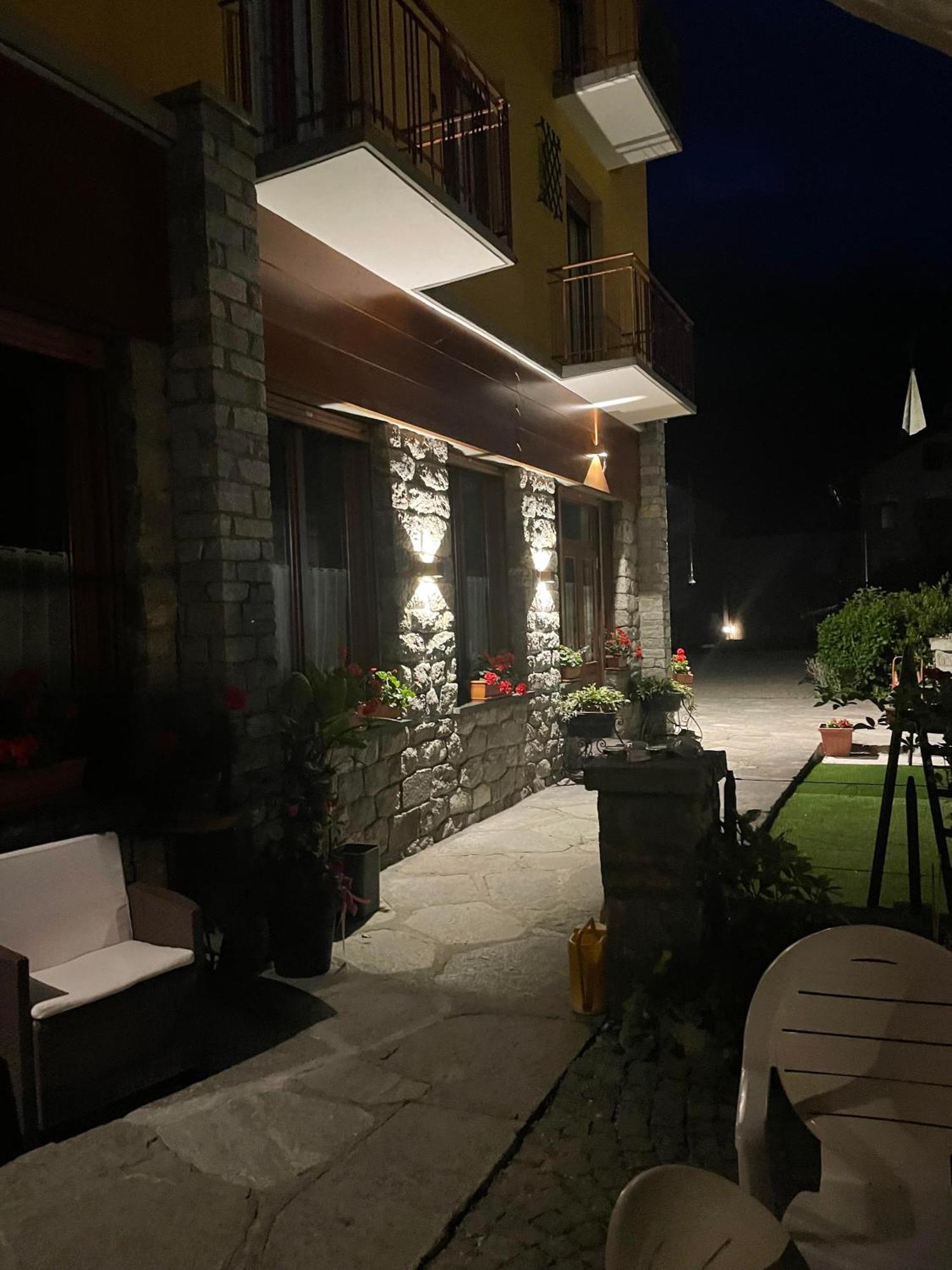 Albergo Mologna Габи Екстериор снимка