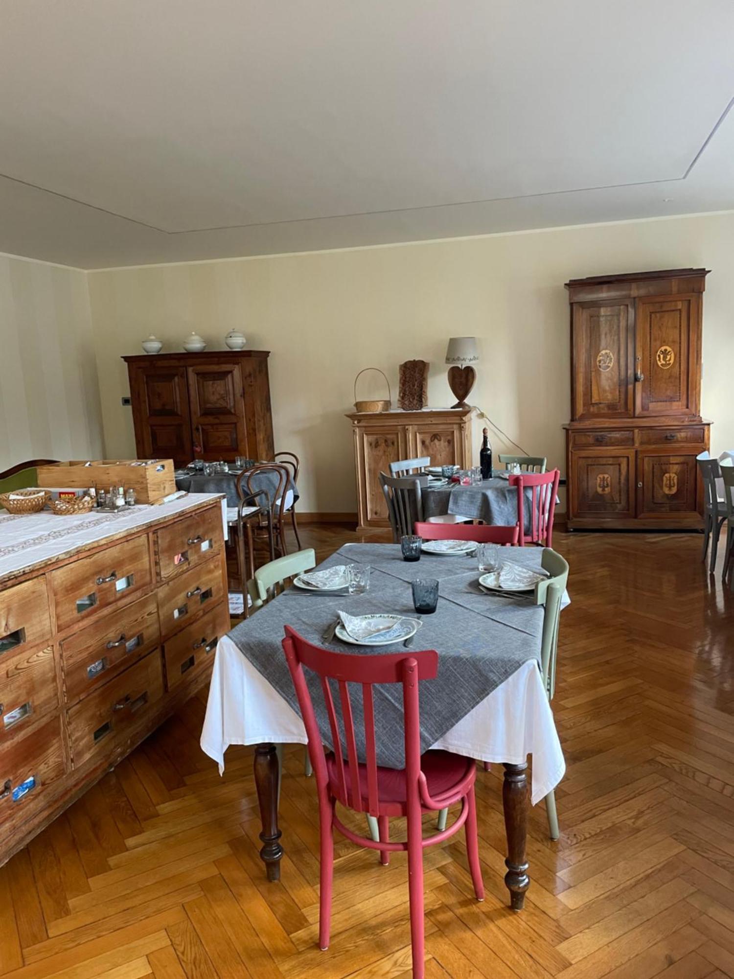 Albergo Mologna Габи Екстериор снимка