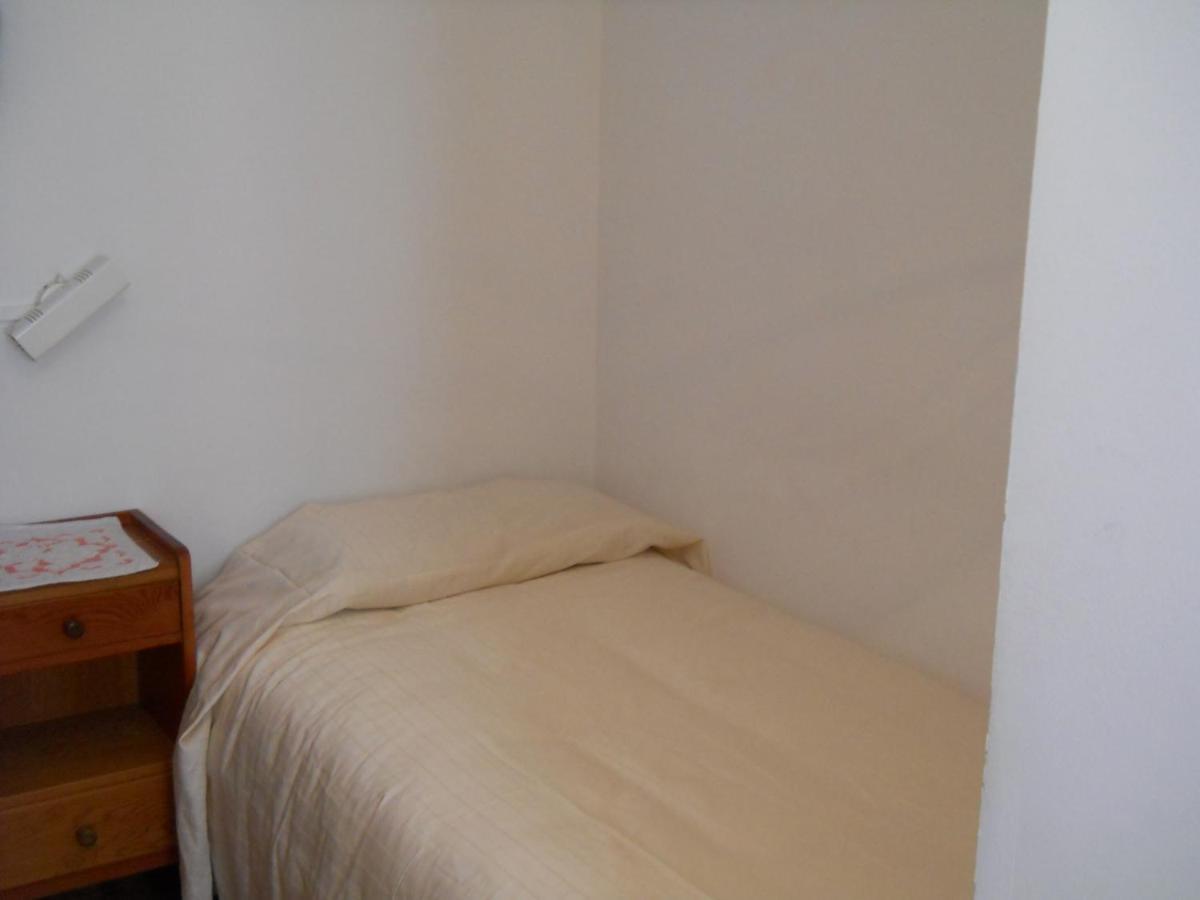 Albergo Mologna Габи Стая снимка